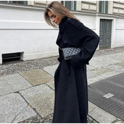 Jacquelynn | Klassieke Lange Trenchcoat Design en Ceintuur