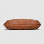Schoudertas bruin leer detailopname
