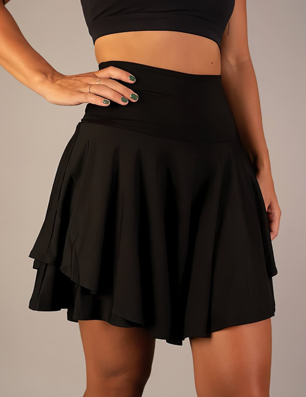 Tennisrokje met geïntegreerde short zwart vooraanzicht