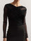 Blouse zwart met mesh mouwen en drapering detail zijprofiel