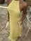 Gele maxi-jurk met open rug en kant details, zijaanzicht