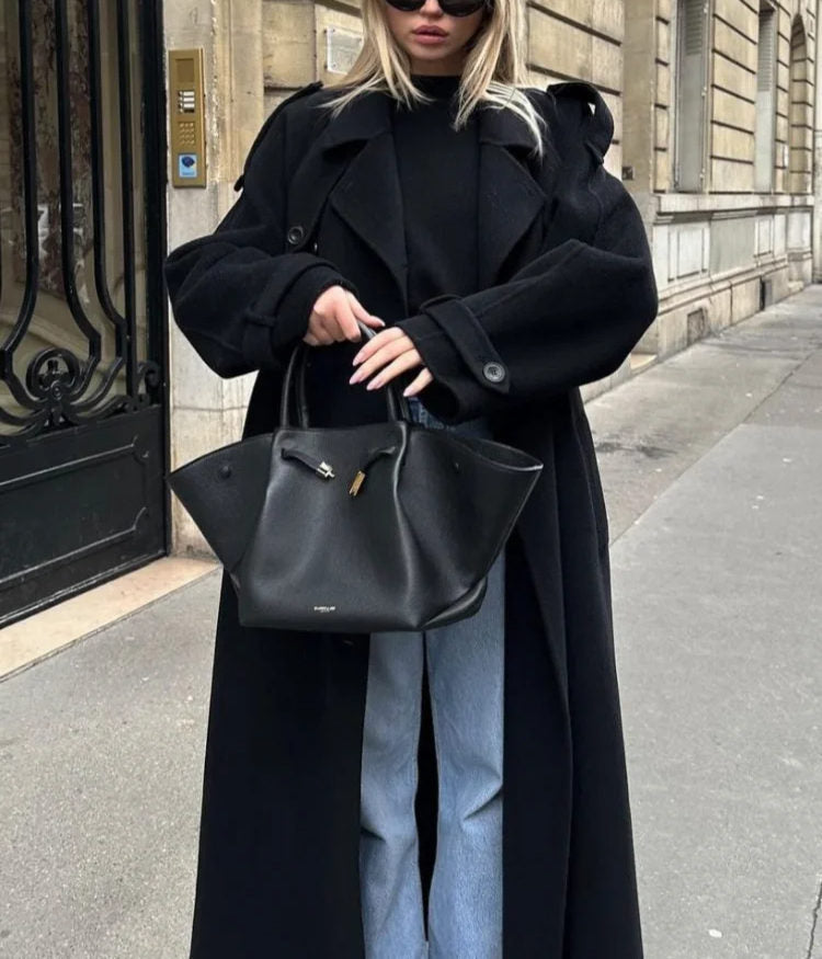 Jacquelynn | Klassieke Lange Trenchcoat Design en Ceintuur
