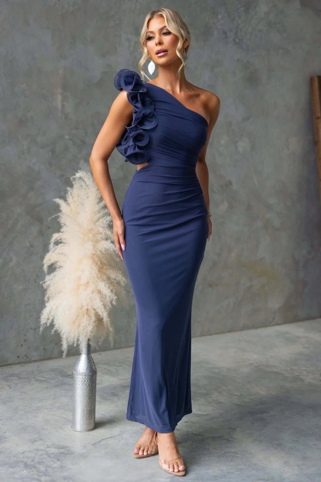 Dames Jurk Maxi One-Shoulder Ruche detail – Vorana