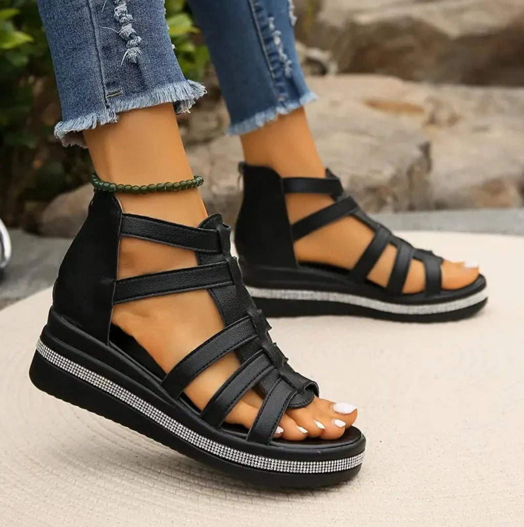 Dames Sandalen Sleehak Kruisbandjes Gespdetail – Vorana