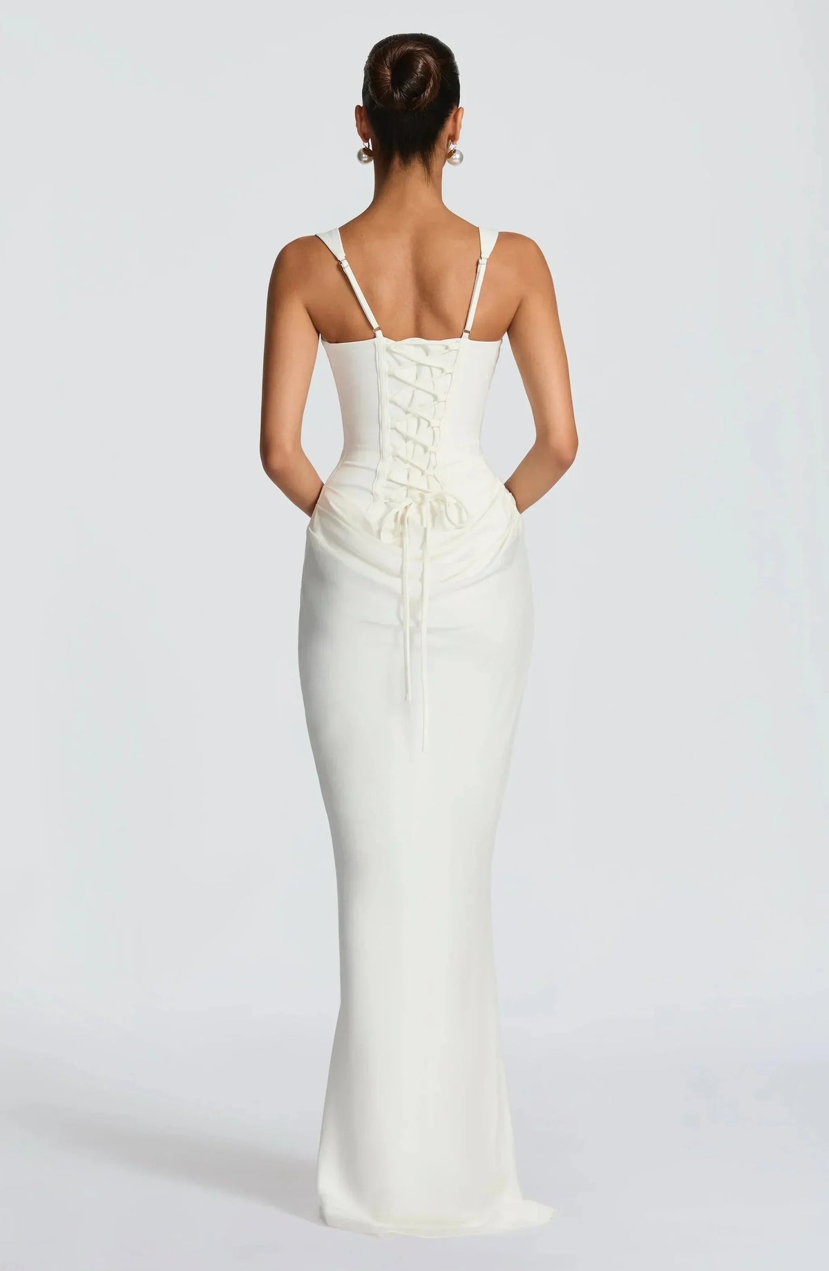 Jurk Dames Maxi Aansluitend model open rugdetail – Vorana