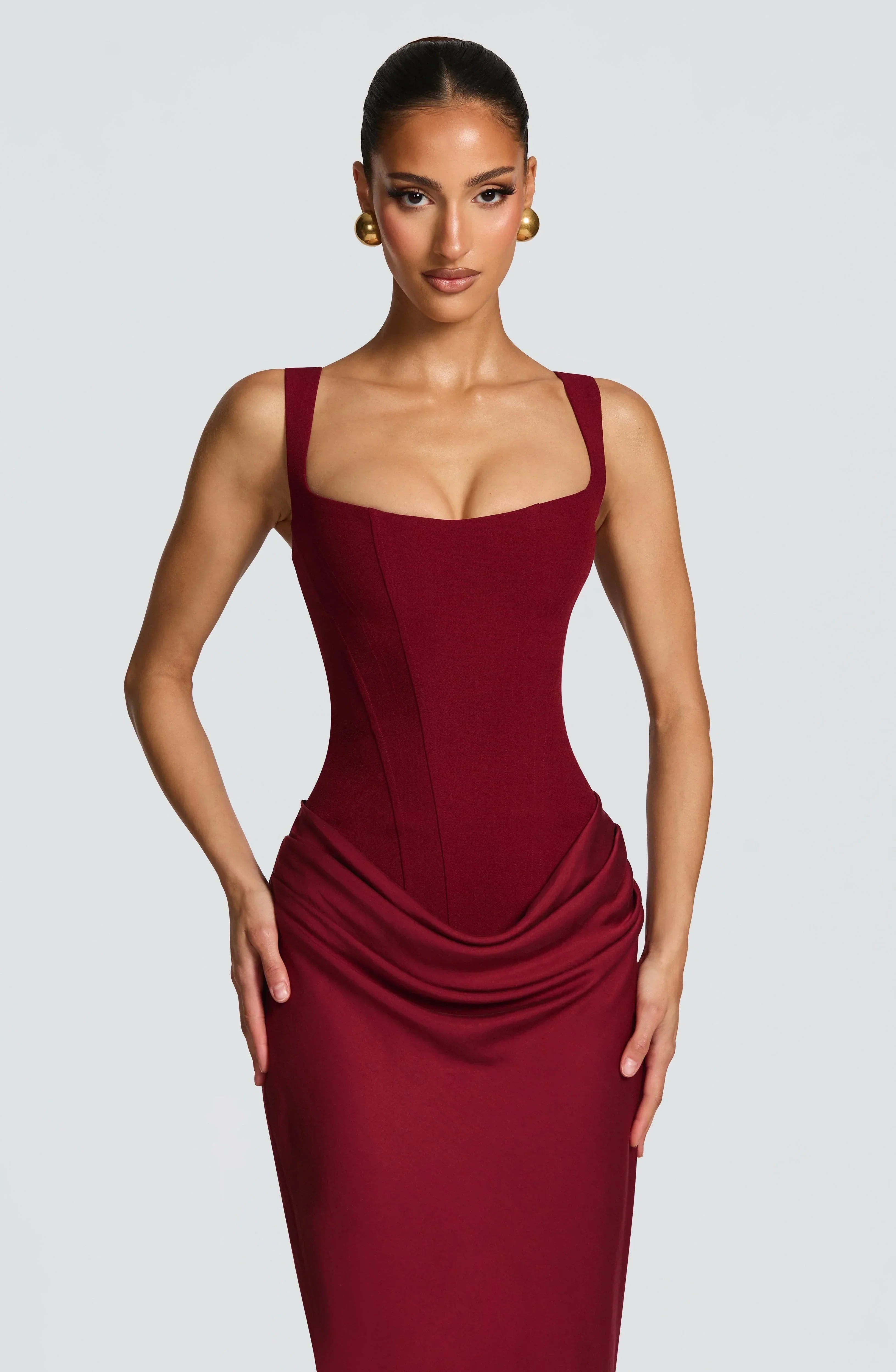 Jurk Dames Maxi Aansluitend model open rugdetail – Vorana